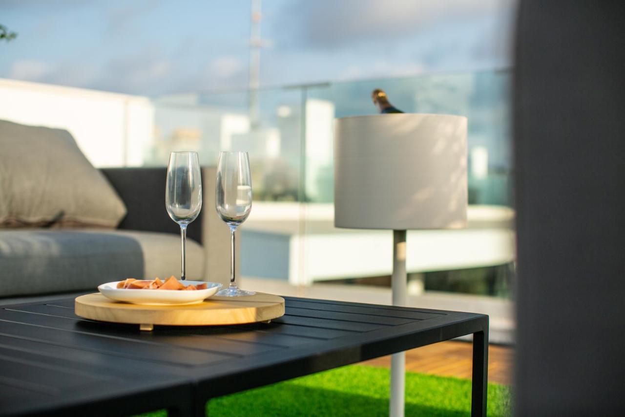 Luxe Nieuwbouw Penthouse Op 600 M Van Het Strand! Los Nietos Kültér fotó